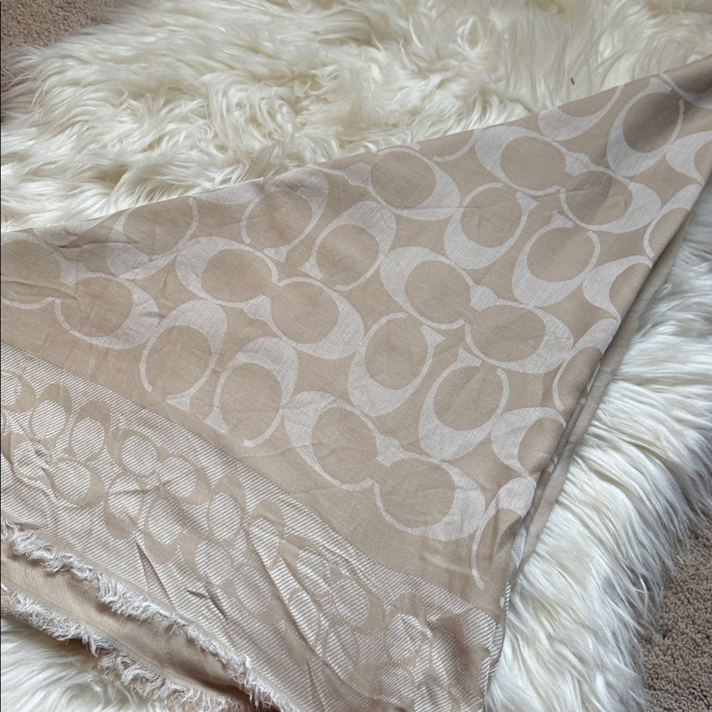 Coach Beige and Cream Signature Scarf